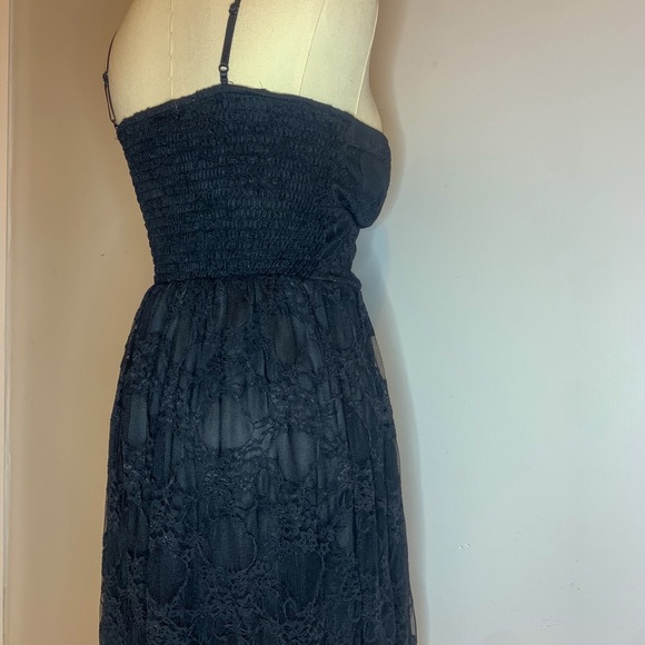 Black Lace Mini Dress, size US XS - Picture 6 of 7